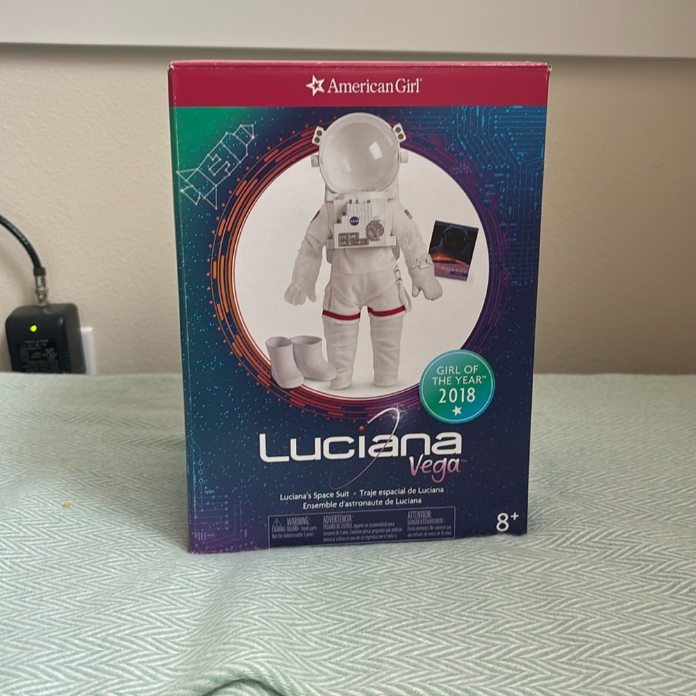 AMERICAN GIRL DOLL LUCIANA VEGA 2018 Space Set Outfit NEVER USED